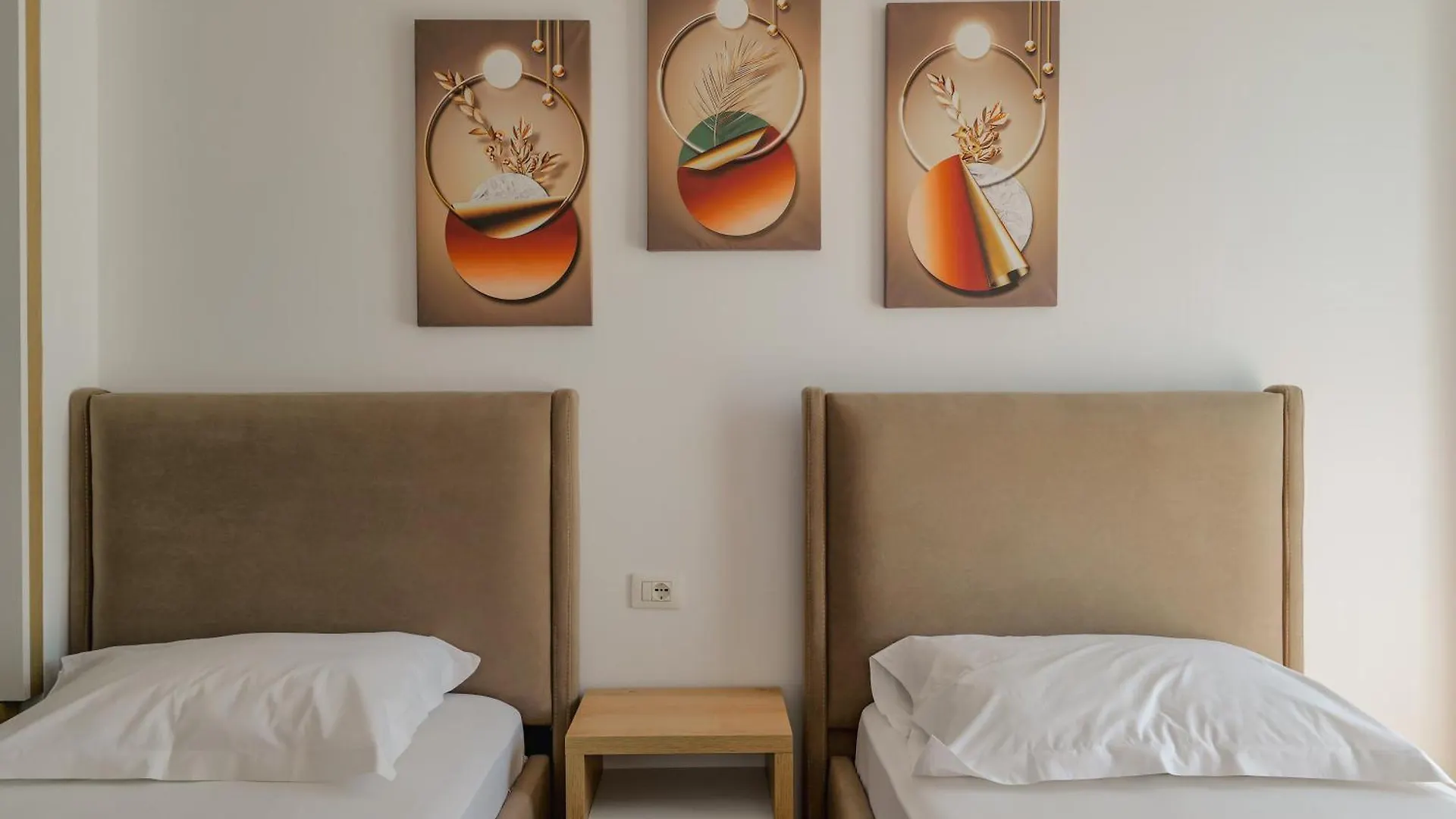 Hotel Summer Saranda Arnavutluk
