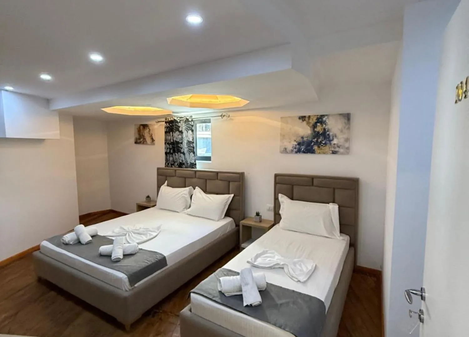 Hotel Summer Saranda 3*,