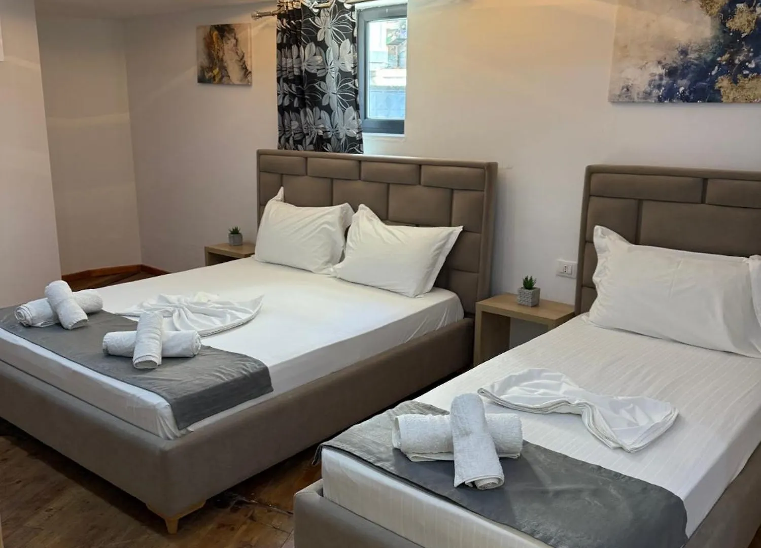 Hotel Summer Saranda 3*,  Arnavutluk