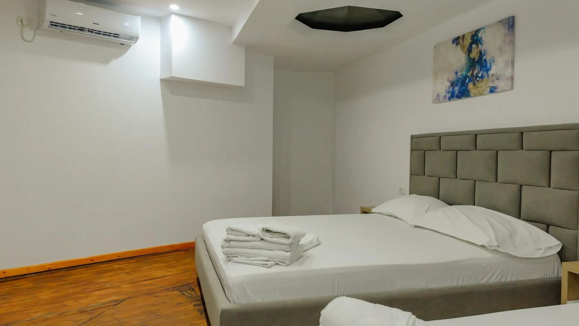 ***  Hotel Summer Sarandë Albania